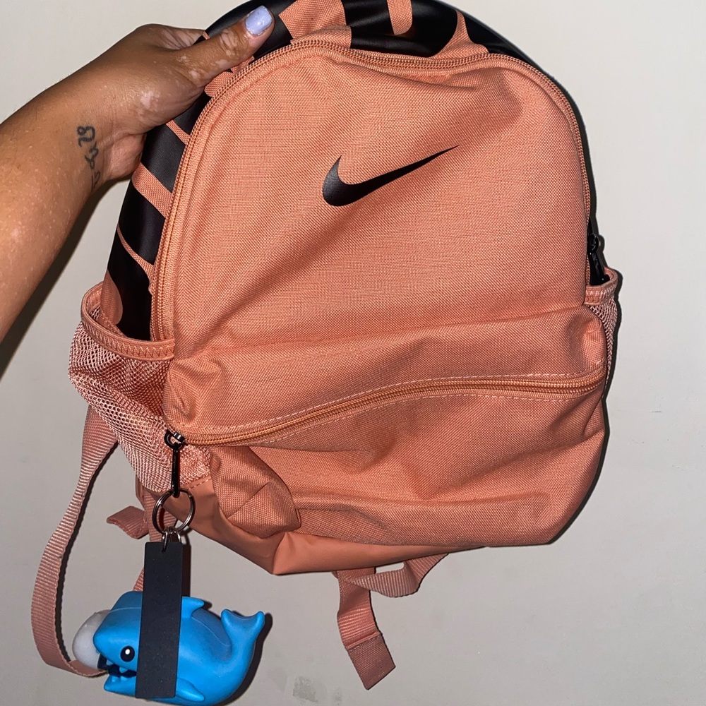 MINI NIKE BACKPACK🧡